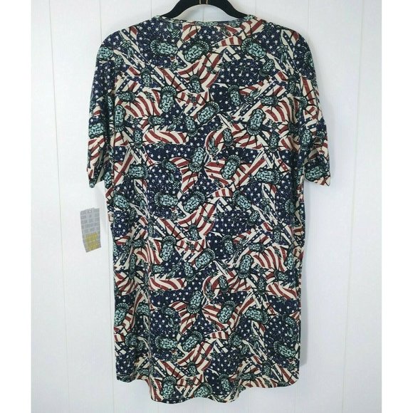 LuLaRoe Irma Tunic Top NWT oversized Small Statue of Liberty 4th of July - Picture 6 of 7
